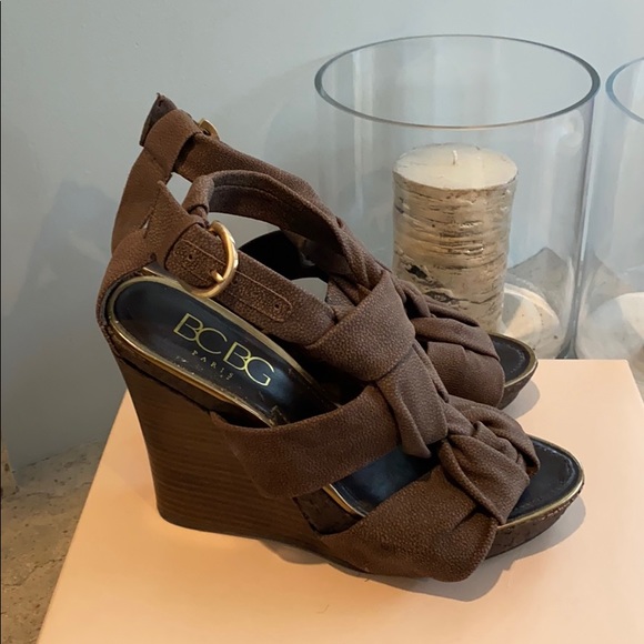 BCBG Wedge Sandals - Picture 3 of 8